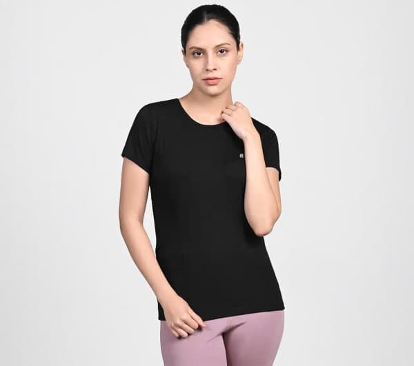 SKECHERS MESH DETAILED PERFORMANCE TOP